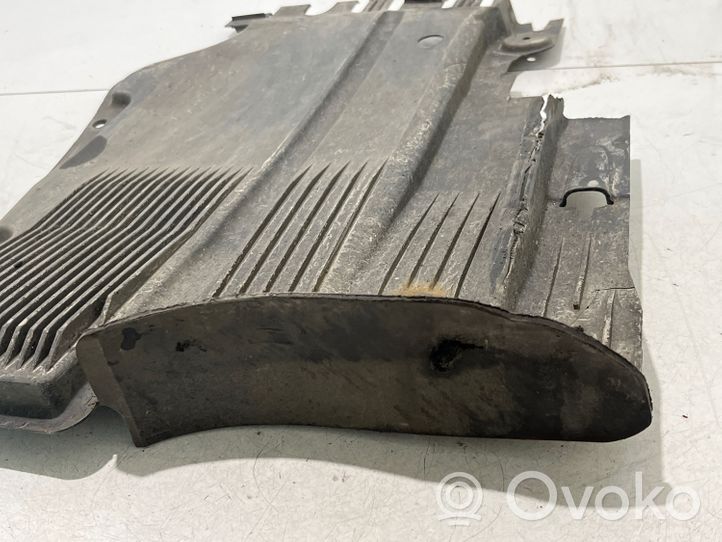 Audi A5 8T 8F Couvre soubassement arrière 8T0825215B