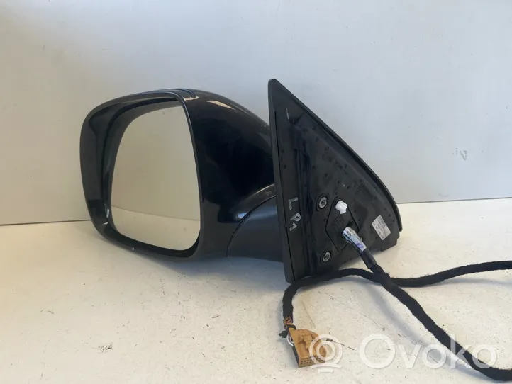 Volkswagen Touareg I Front door electric wing mirror 7L6857501