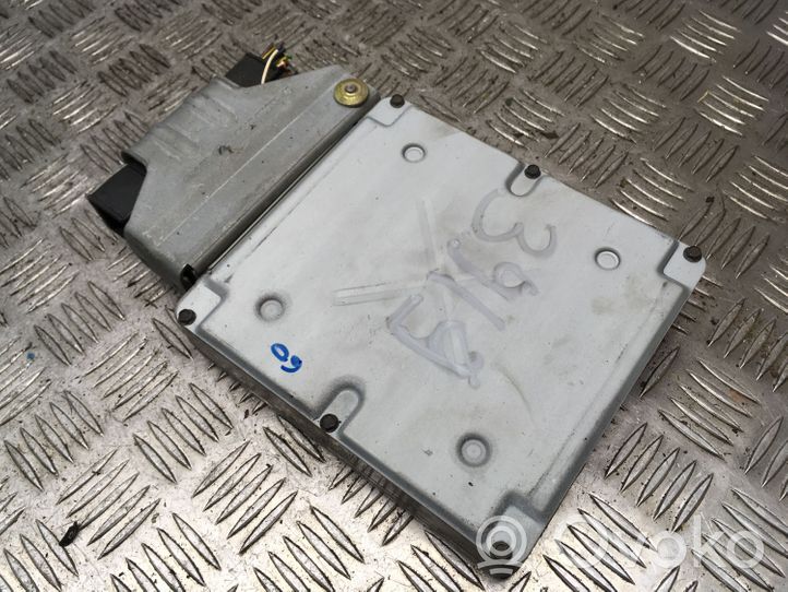 Ford Focus Sterownik / Moduł ECU 3903856