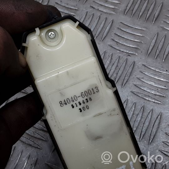 Toyota Land Cruiser (J120) Interruptor del elevalunas eléctrico 8404060013