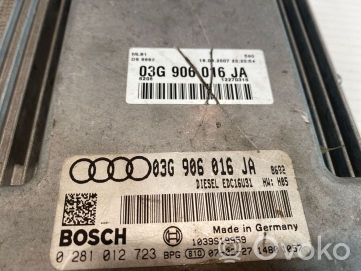 Audi A4 S4 B7 8E 8H Moottorin ohjainlaite/moduuli 0281012723