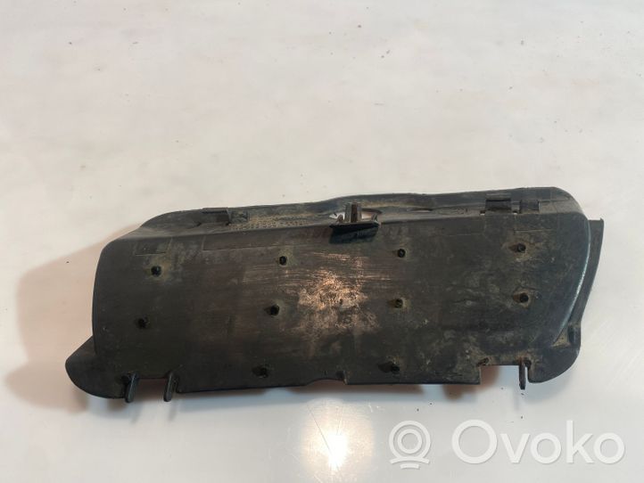 Volkswagen Golf III Mascherina inferiore del paraurti anteriore 1H6853665