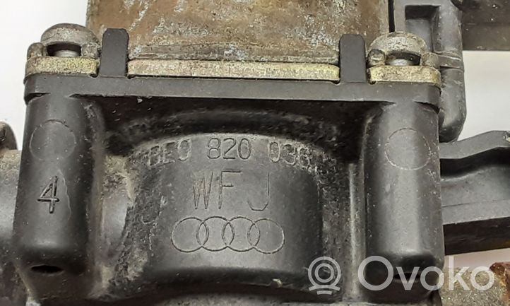 Audi A8 S8 D3 4E Pompa elettrica dell’acqua/del refrigerante ausiliaria 8E0820036