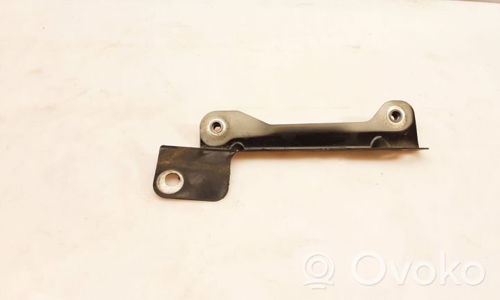 Audi A8 S8 D3 4E Supporto di montaggio del parafango 4E0810698B