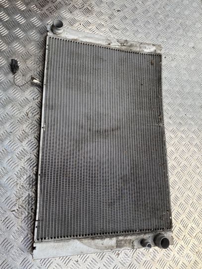 Audi A8 S8 D3 4E Coolant radiator 4E0121251F