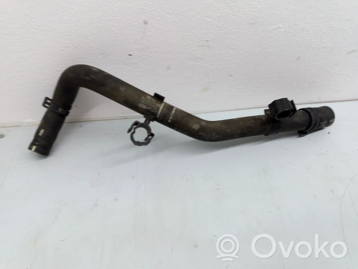 Volkswagen Jetta VI Tuyau de liquide de refroidissement moteur 5C0121109D