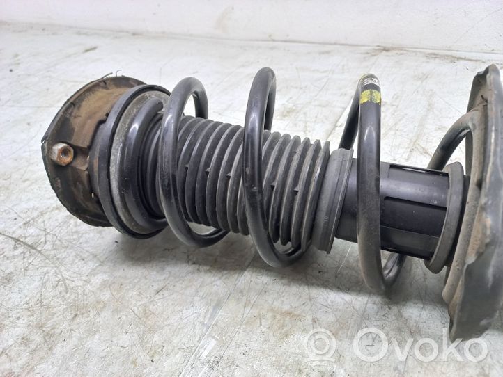 Volkswagen Jetta USA Ammortizzatore anteriore con molla elicoidale 5Q0413031AA