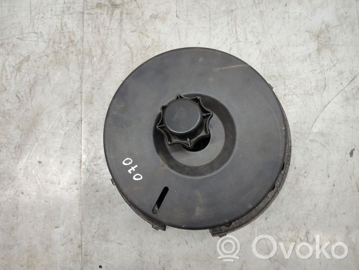 Volkswagen PASSAT B5 Boîte à outils 8L0012109