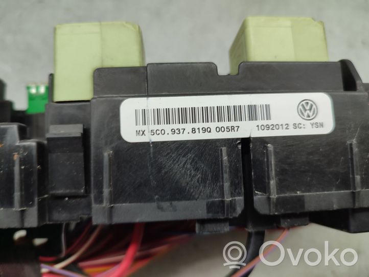 Volkswagen PASSAT B7 USA Skrzynka bezpieczników / Komplet 5C0937819Q