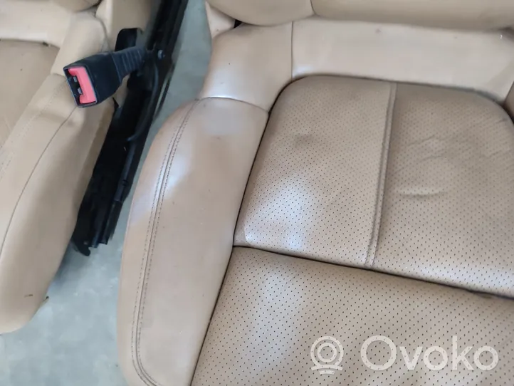 Porsche Cayenne (92A) Kit intérieur 