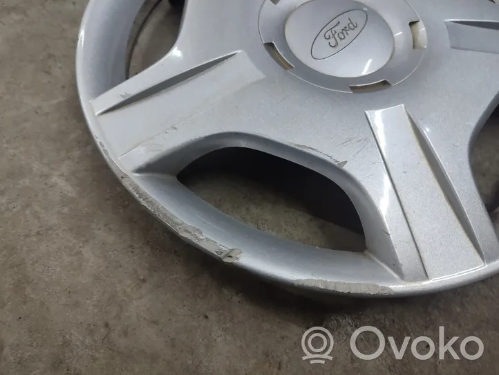 Ford Focus R17 wheel hub/cap/trim 