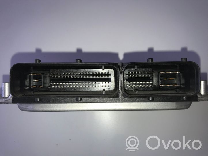 Volkswagen PASSAT B5.5 Sterownik / Moduł ECU 038906019KD