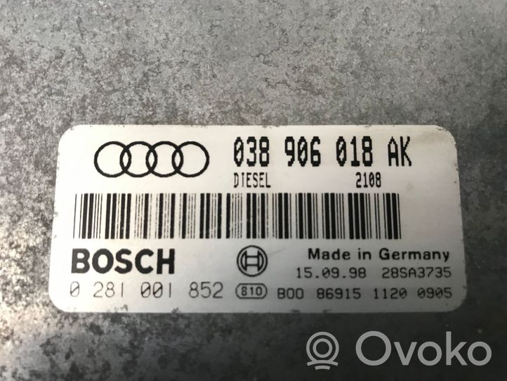 Audi A3 S3 8L Moottorin ohjainlaite/moduuli 038906018AK