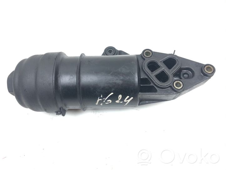 Audi A6 S6 C6 4F Supporto di montaggio del filtro dell’olio 06E115405A