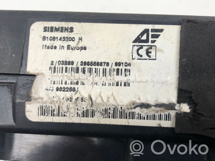 Volkswagen Sharan Fuse box cover S108145200H