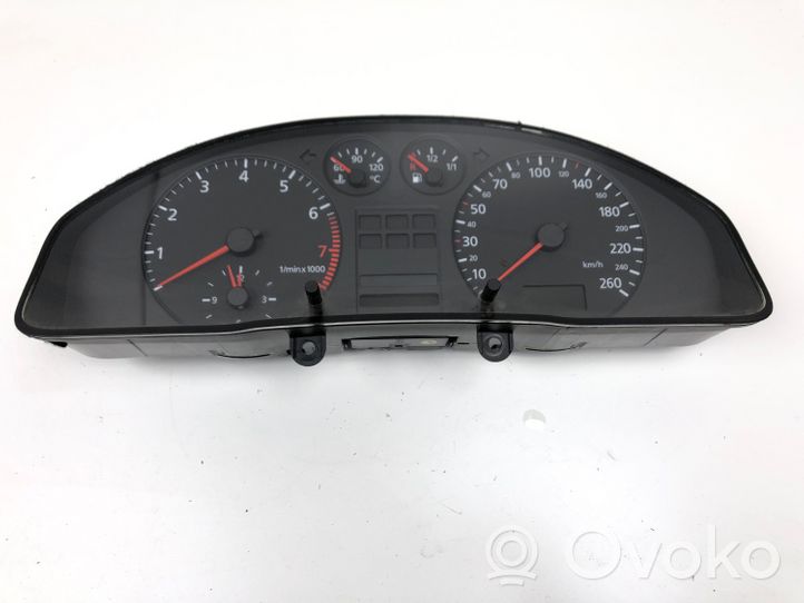 Audi A4 S4 B5 8D Compteur de vitesse tableau de bord 8D0919861C