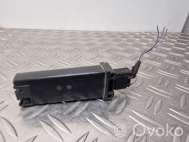 Audi A8 S8 D3 4E Capteur de pression des pneus 4E0907277