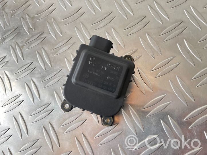 Audi A4 S4 B5 8D Motorino attuatore aria 8D1820511B