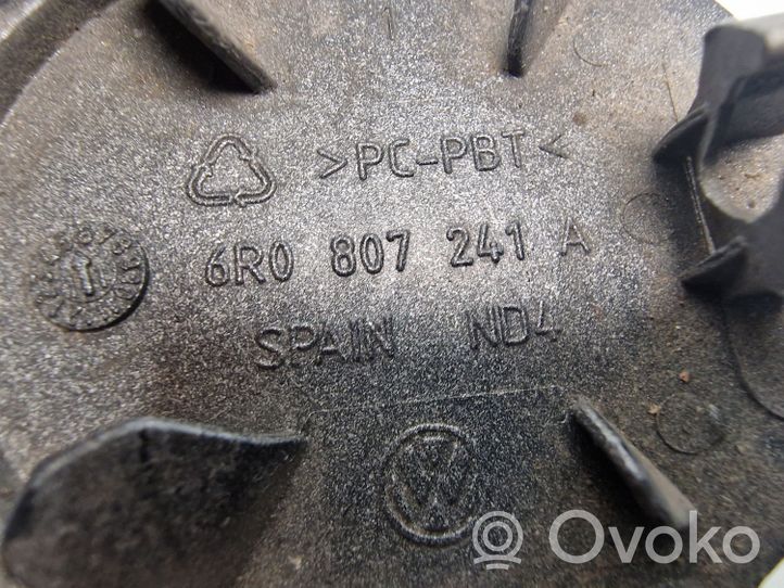 Volkswagen Polo V 6R Zaślepka / Osłona haka holowniczego przednia 6R0807241A