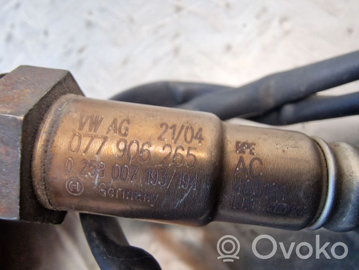 Audi A8 S8 D2 4D Sonde lambda 077906265AC