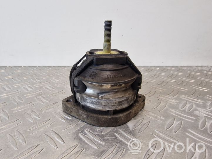 Audi A8 S8 D2 4D Supporto della scatola del cambio 4D0399151B