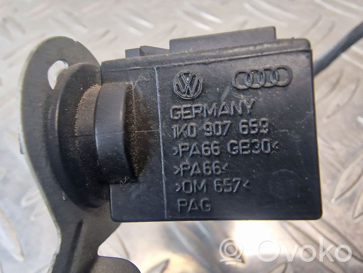 Volkswagen PASSAT B6 Ilmanlaadun anturi 1K0907659