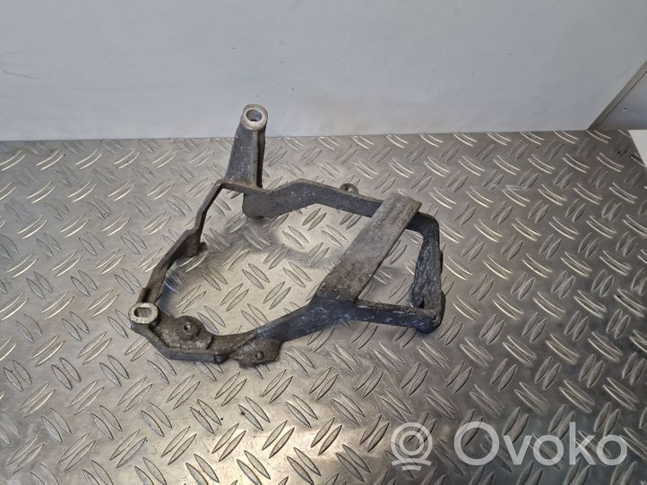 Audi A8 S8 D3 4E Supporto del compressore ad aria dello pneumatico 4E0616869D