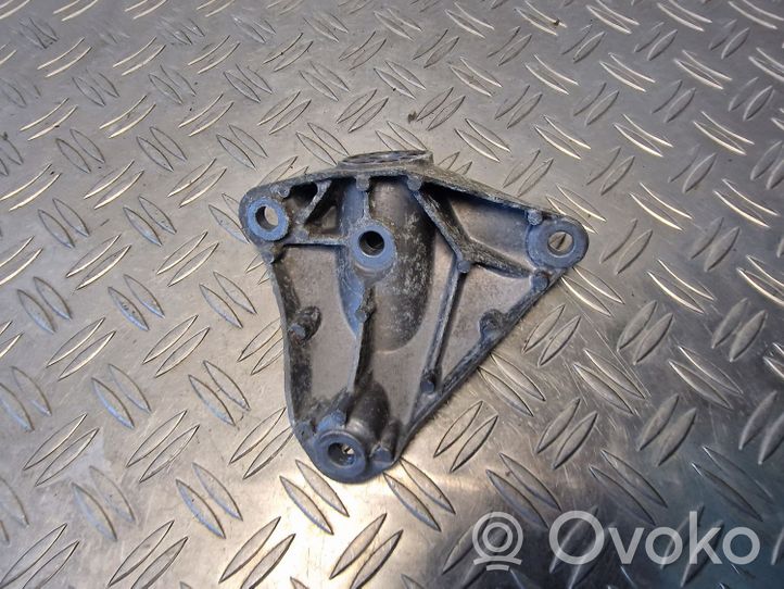 Audi A8 S8 D3 4E Supporto di montaggio scatola del cambio 4E0399114BH