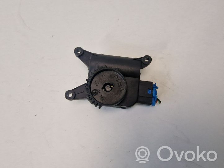 Volkswagen Polo Motor/activador trampilla de calefacción 0132801357