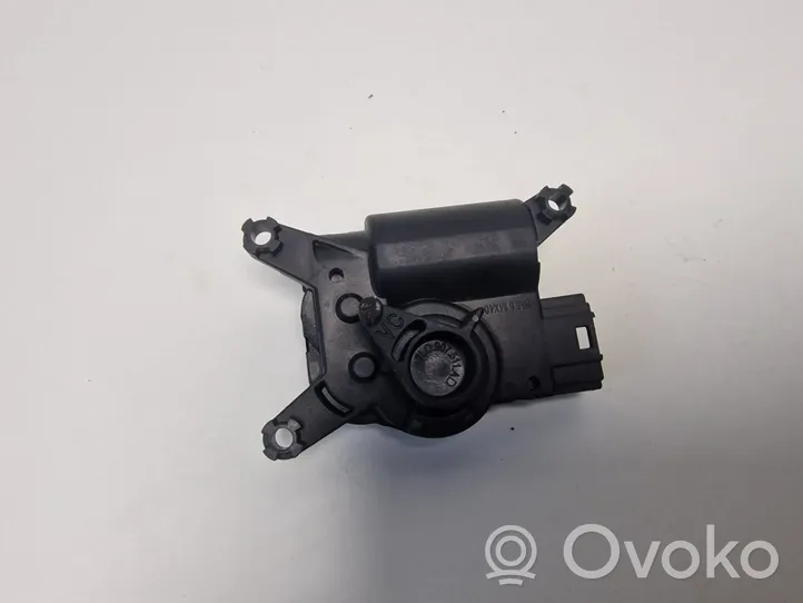 Audi Q7 4L Motor/activador trampilla de calefacción 7L0907511AD