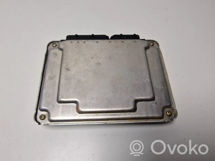 Audi A4 S4 B6 8E 8H Sterownik / Moduł ECU 038906019FP