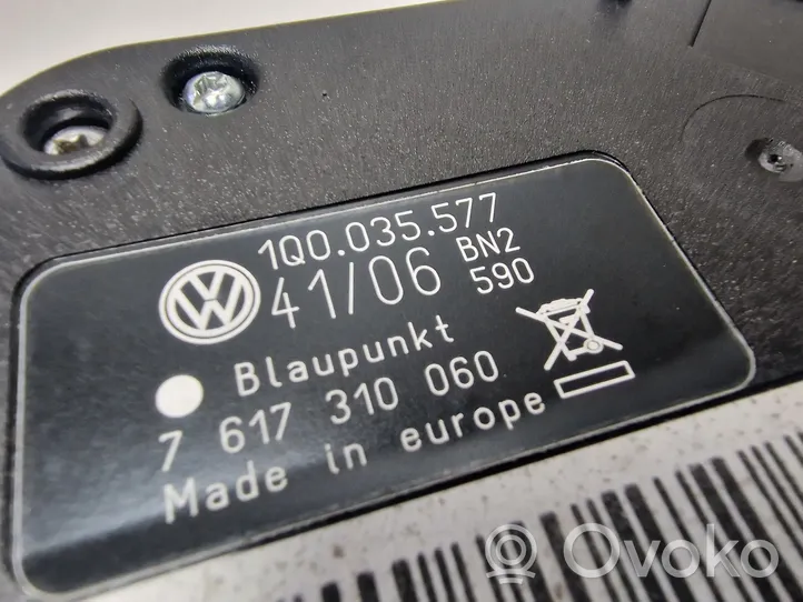 Volkswagen Eos Aerial antenna amplifier 1Q0035577