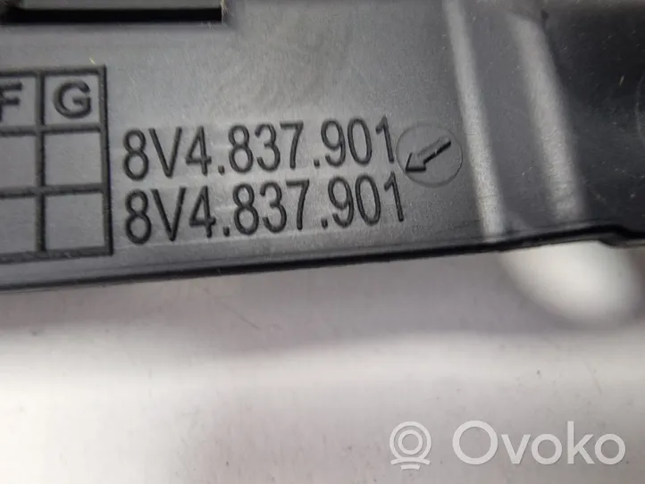 Audi A3 S3 8V Etuoven lasin muotolista 8V4837901