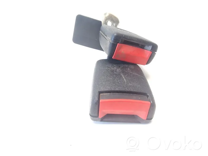 Volkswagen PASSAT B5 Middle seatbelt buckle (rear) 3B0857739A