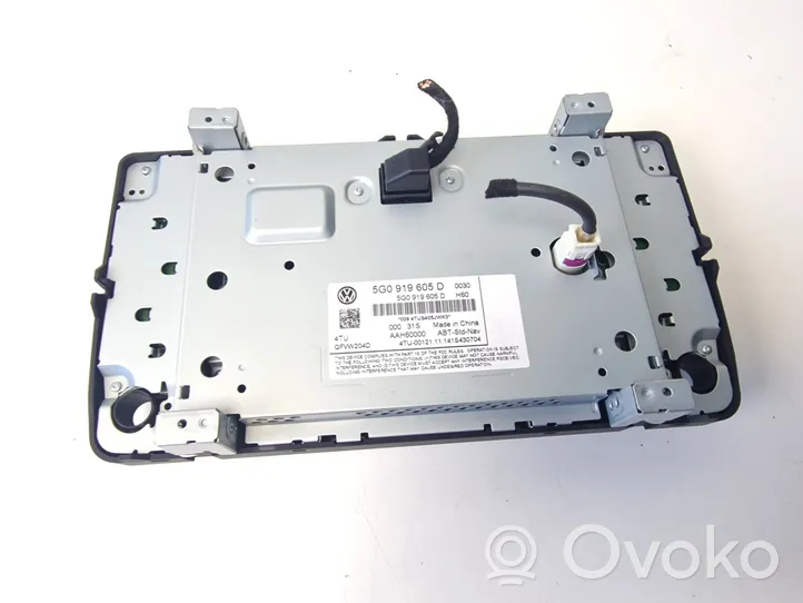 Volkswagen Golf VII Panel / Radioodtwarzacz CD/DVD/GPS 5G0919605D