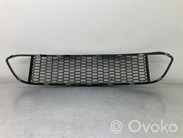 BMW 3 E92 E93 Mascherina inferiore del paraurti anteriore 8047402