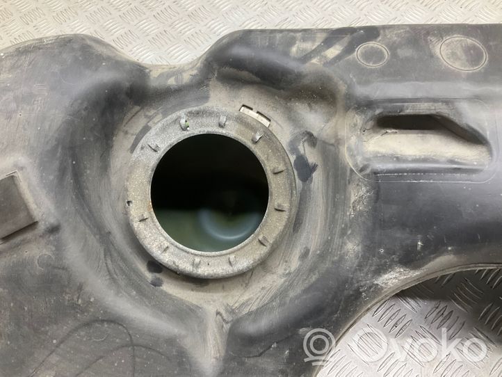 BMW 3 E90 E91 Réservoir de carburant 6765701