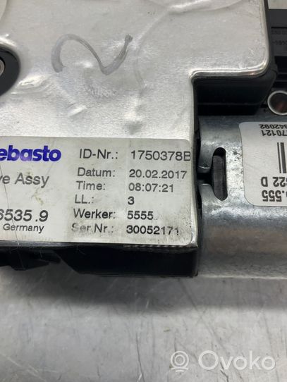 BMW 5 G30 G31 Motore/attuatore 1750378B