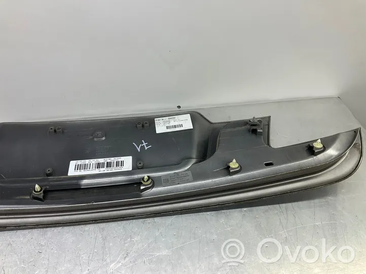 BMW 7 F01 F02 F03 F04 Bagāžnieka dekoratīvā apdare 7186533