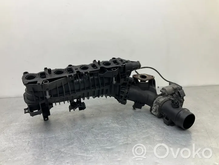 BMW 3 E92 E93 Intake manifold 8506410