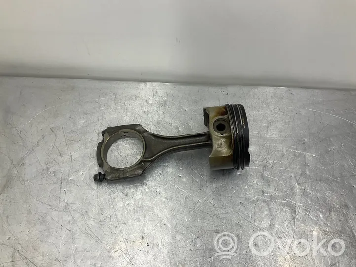 BMW 5 F10 F11 Piston with connecting rod 7603480