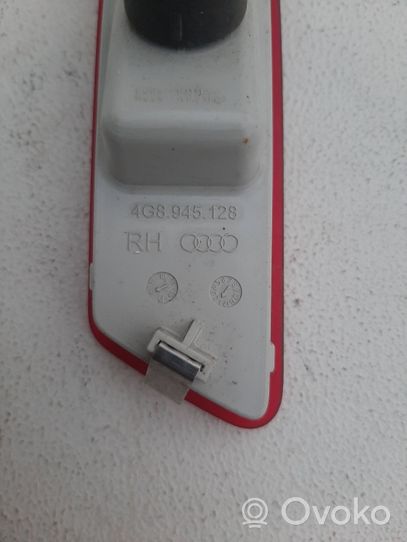 Audi A7 S7 4G Coin de pare-chocs arrière 4G8945128