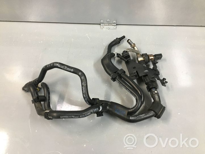 Audi A4 S4 B9 Linea/tubo/manicotto combustibile 8W0201215AF