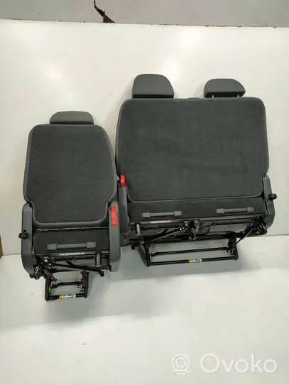 Volkswagen Caddy Seat set 2K7883505