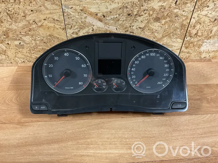 Volkswagen Golf V Nopeusmittari (mittaristo) 1K0920864AX