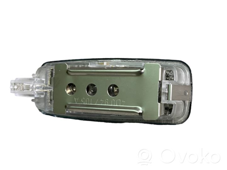 Audi A3 S3 8V Otras luces interiores 4D0947105A