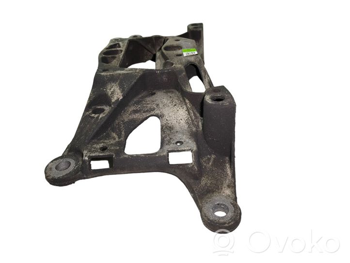 Audi A4 S4 B9 Gearbox mounting bracket 8W0399262AE