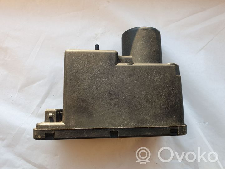 Volkswagen PASSAT B3 Oven keskuslukituksen ohjausyksikön moduuli 357862257D