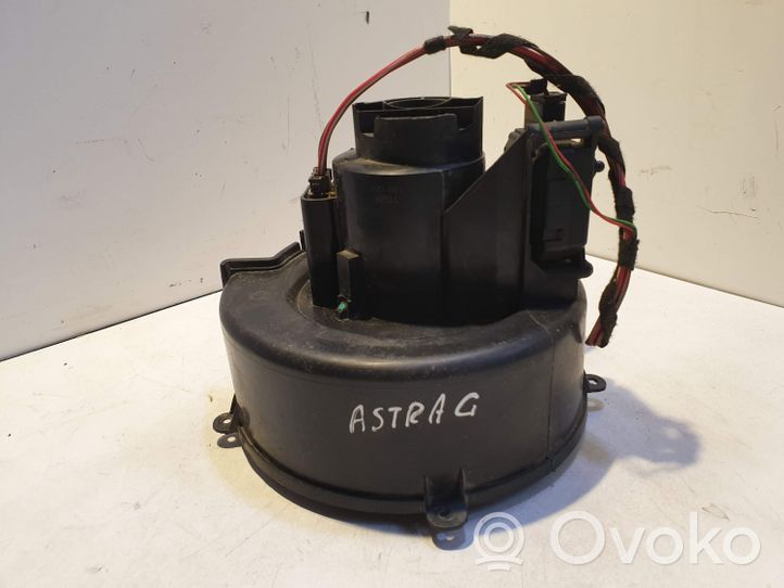 Opel Astra G Mazā radiatora ventilators 881060997