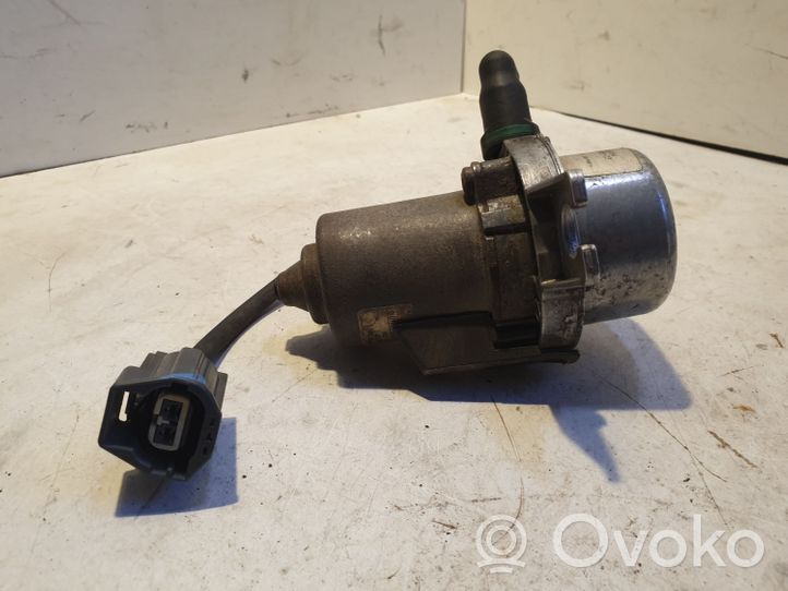 Volvo S60 Pompa podciśnienia 30645454